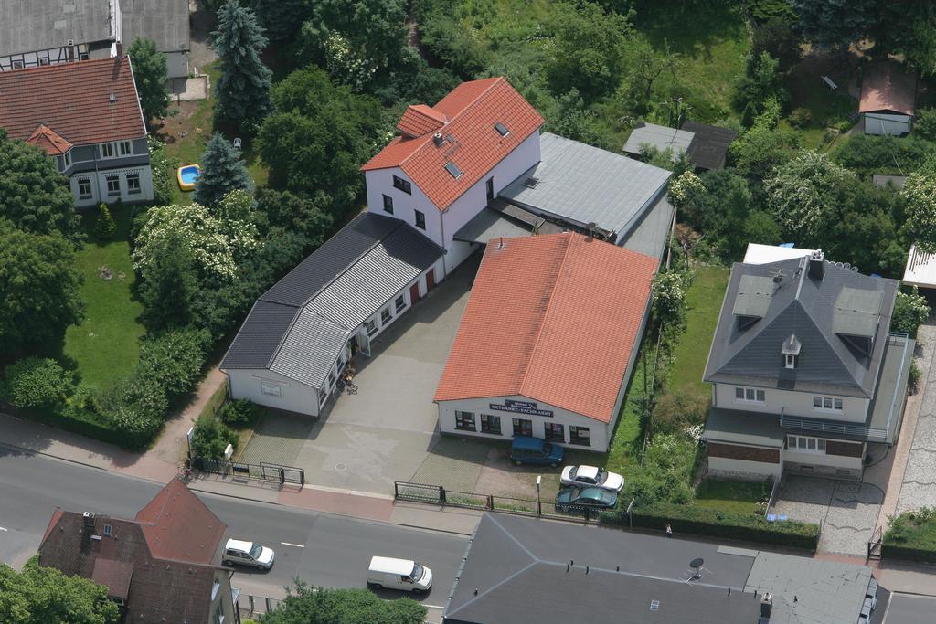 Zweibettzimmer mit Gemeinschaftsbad